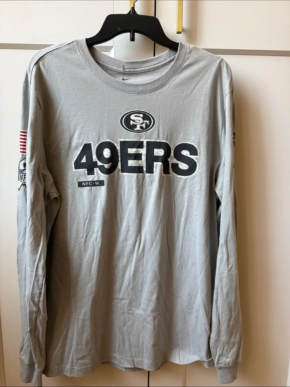Nike Gray San Francisco 49ers Salute To Service Long Sleeve T-Shirt